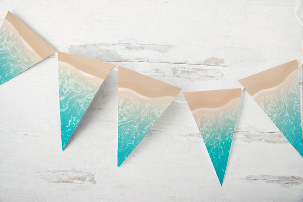 Turquoise Beach Shoreline Bunting - Greengate Images