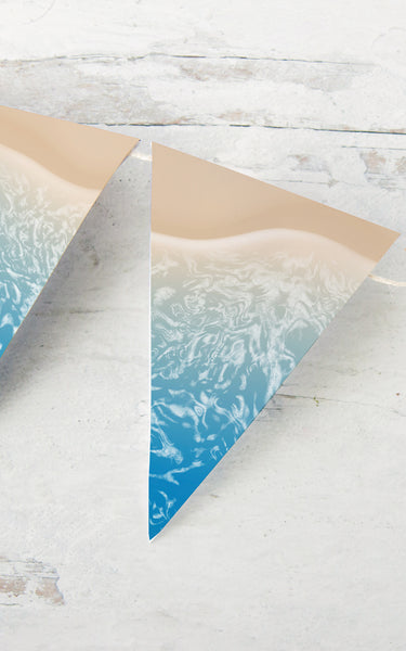 Blue Beach Shoreline Bunting - Greengate Images