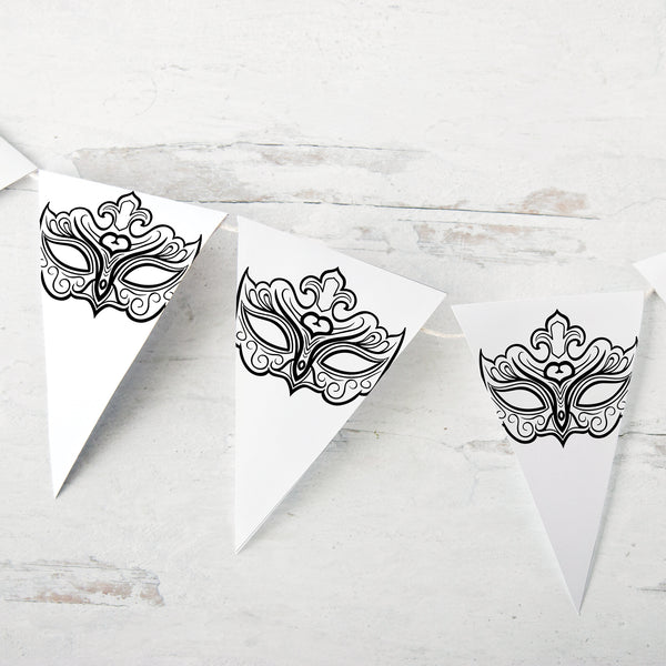 Masquerade Bunting - Black and White - Greengate Images