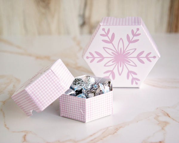 Hexagon Gift Box - Pink Snowflake - Greengate Images