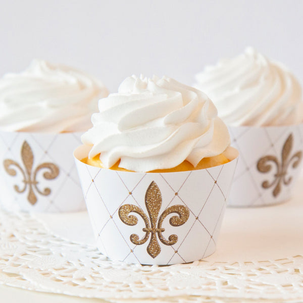 Fleur-de-lis Cupcake Wrapper - White - Greengate Images