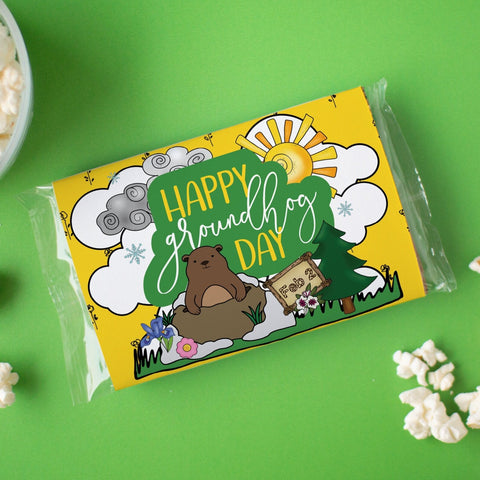 Groundhog Day Popcorn Wrapper - PRINTABLE microwave popcorn wrapper that's ready to download. Movie-watching party favor or invitation.